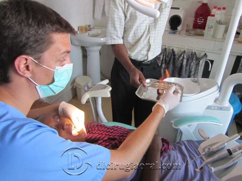 voluntariado odontológico en Camerún