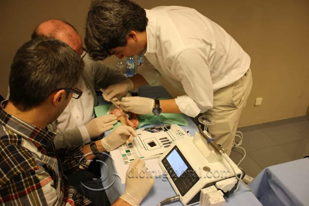 formación en cirugía oral e implantología